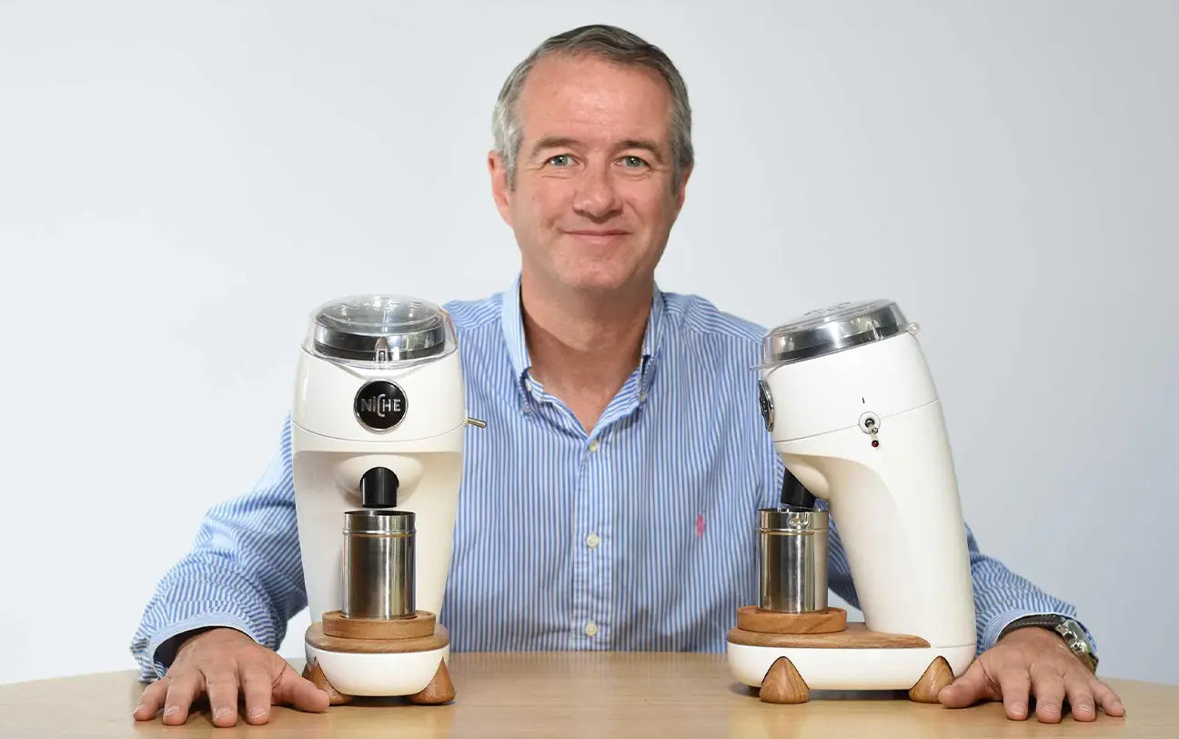 Niche Coffee CEO with 2 white Niche Zeros