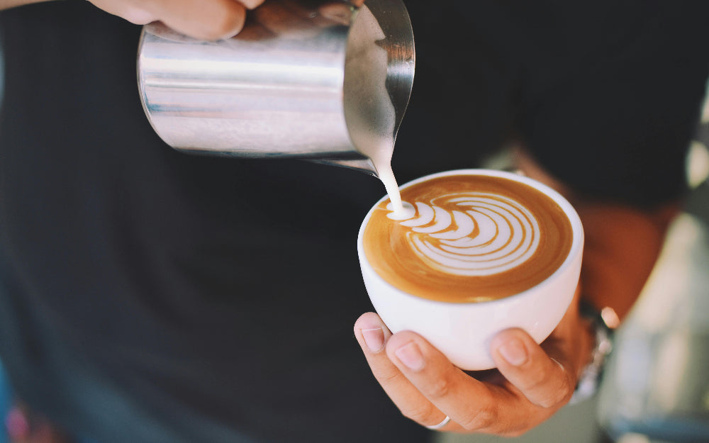 Milk in coffee – What it really does, and how to get the best out of it